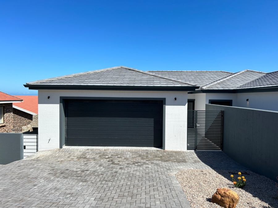 3 Bedroom Property for Sale in Dana Bay Western Cape